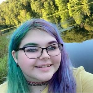 Meet your Posher, Chloe lynn